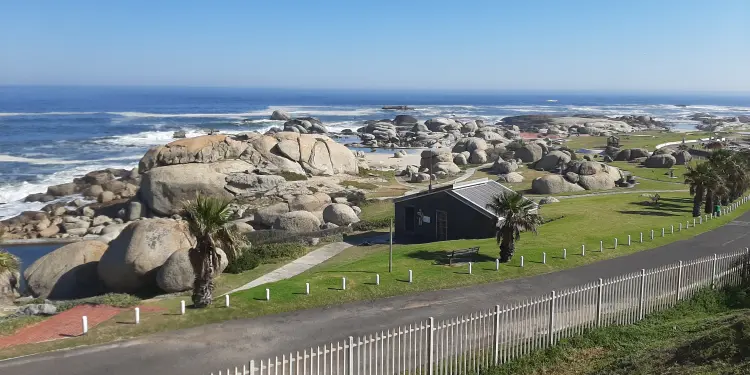 Maidens Cove Tidal Pool with Braai (BBQ) & Picnic Areas